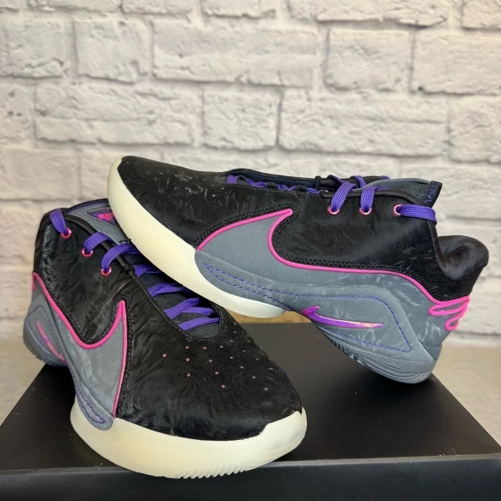 Nike Lebron XXII Basketball Shoes 'Blacklight' (FZ1095-001) Size 8.5